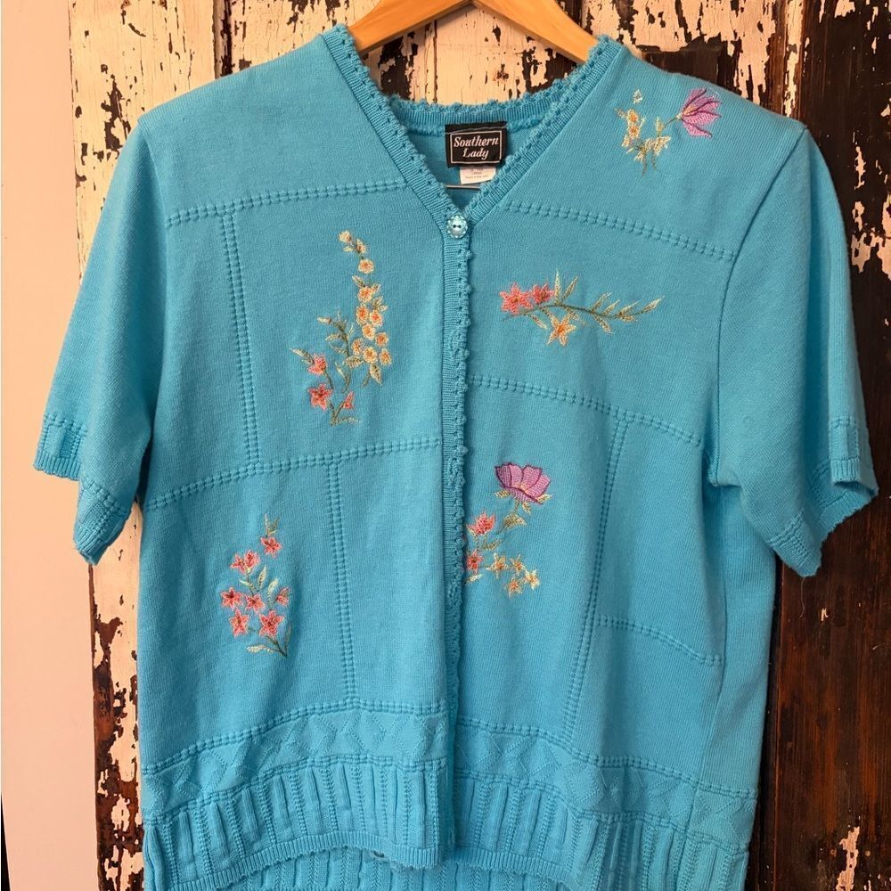 Southern Lady vintage floral embroidered cottagecore s/s Cardigan. Size Large.